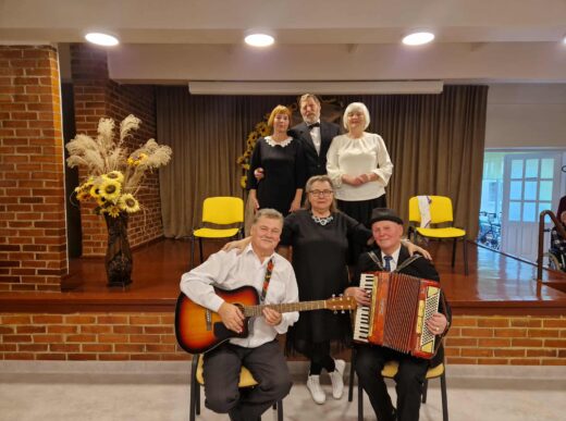 Muzikos ir poezijos spektaklis „Prie Nemuno“